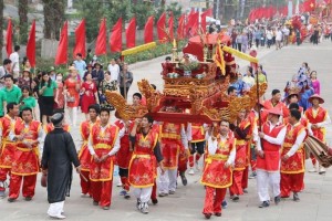 “Dù ai đi ngược về xuôi...”