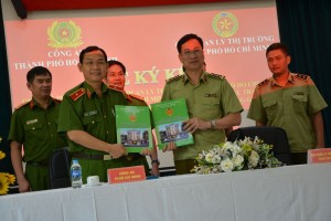 TP.HCM: Lễ ký kết Quy chế phối hợp giữa Cục Quản lý thị trường TP và Công an TP trong công tác đấu tranh phòng, chống buôn lậu, gian lận thương mại và hàng giả