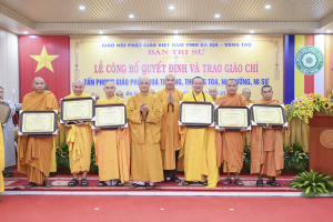 Bà Rịa – Vũng Tàu: Trao giáo chỉ tấn phong giáo phẩm đến 216 vị Tăng Ni