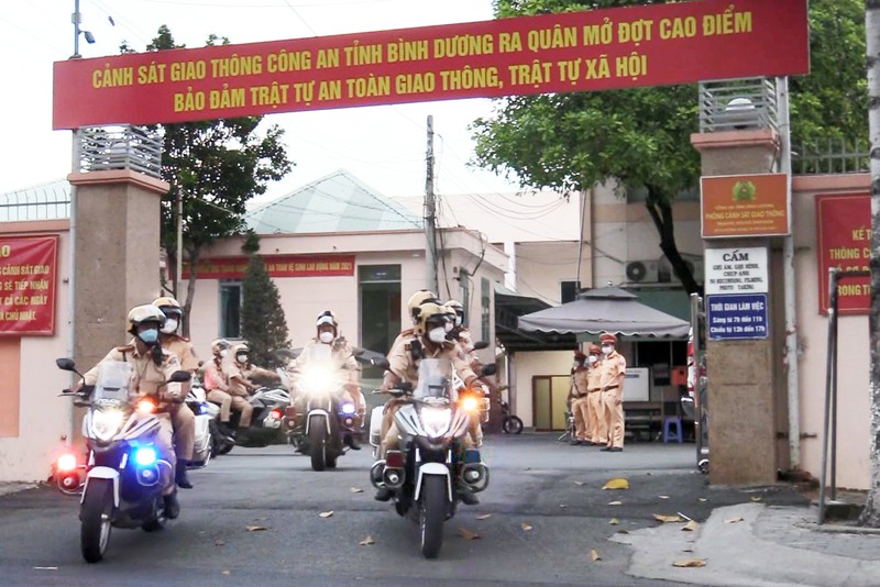 canh sat giao thong2 gfmb(1)