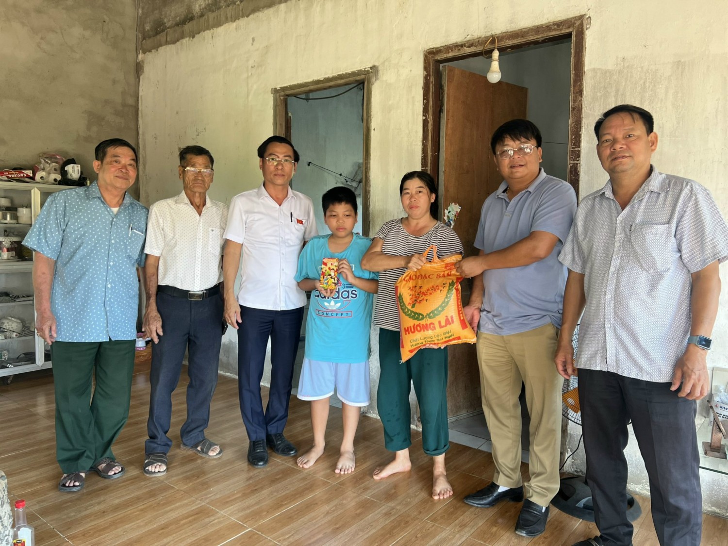 TP Vũng Tàu: Trao 100 phần quà Tết cho gia đình chính sách, bà con nghèo