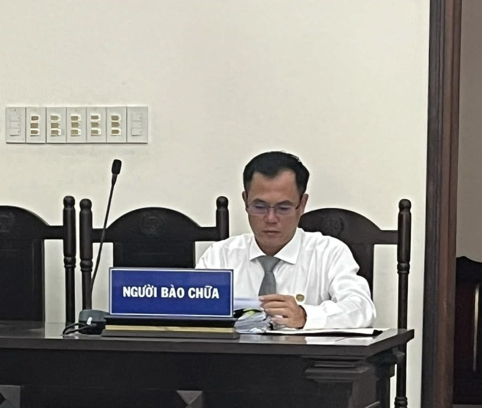 Hoàn thiện quy định quyền và nghĩa vụ của các chủ thể trong hợp đồng mua bán hàng hóa theo Luật Thương mại năm 2005